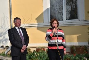ezikovavoda2203193 Кметът на Ловеч и учениците на ПЕГ „Екзарх Йосиф Първи“ отбелязаха Световния ден на водата – 22 март