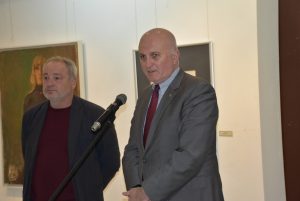 izlojvalch1503191 Изложба на известния художник Найден Петков бе открита в Ловеч