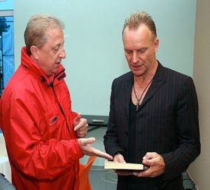 punchev150319 Регионална библиотека "Проф. Беню Цонев" – Ловеч ВИ КАНИ на среща-разговор с известния български журналист, радиоводещ, мениджър и съосновател на радио FM+ Петър Пунчев и книгата му "Вие сте тук"