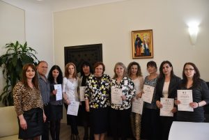 gramotizdrave504191 Кметът на Община Ловеч награди девет медицински специалисти, работещи в сферата на здравеопазването към общината
