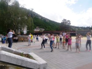 decalovech306193 Седмица на игри и забавления се проведе в Ловеч за отбелязване на Международния ден на детето 1 юни