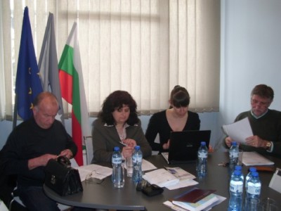 gerb2502121 e1330315270645 Съветниците на ГЕРБ: Бюджет 2012 на Ловеч е на статуквото и инерцията, подкрепяме го по принуда