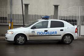 policiq2703121 Поради неравност на пътя, полицейска патрулка катастрофира на път за оглед на тежката катастрофа до Слатина