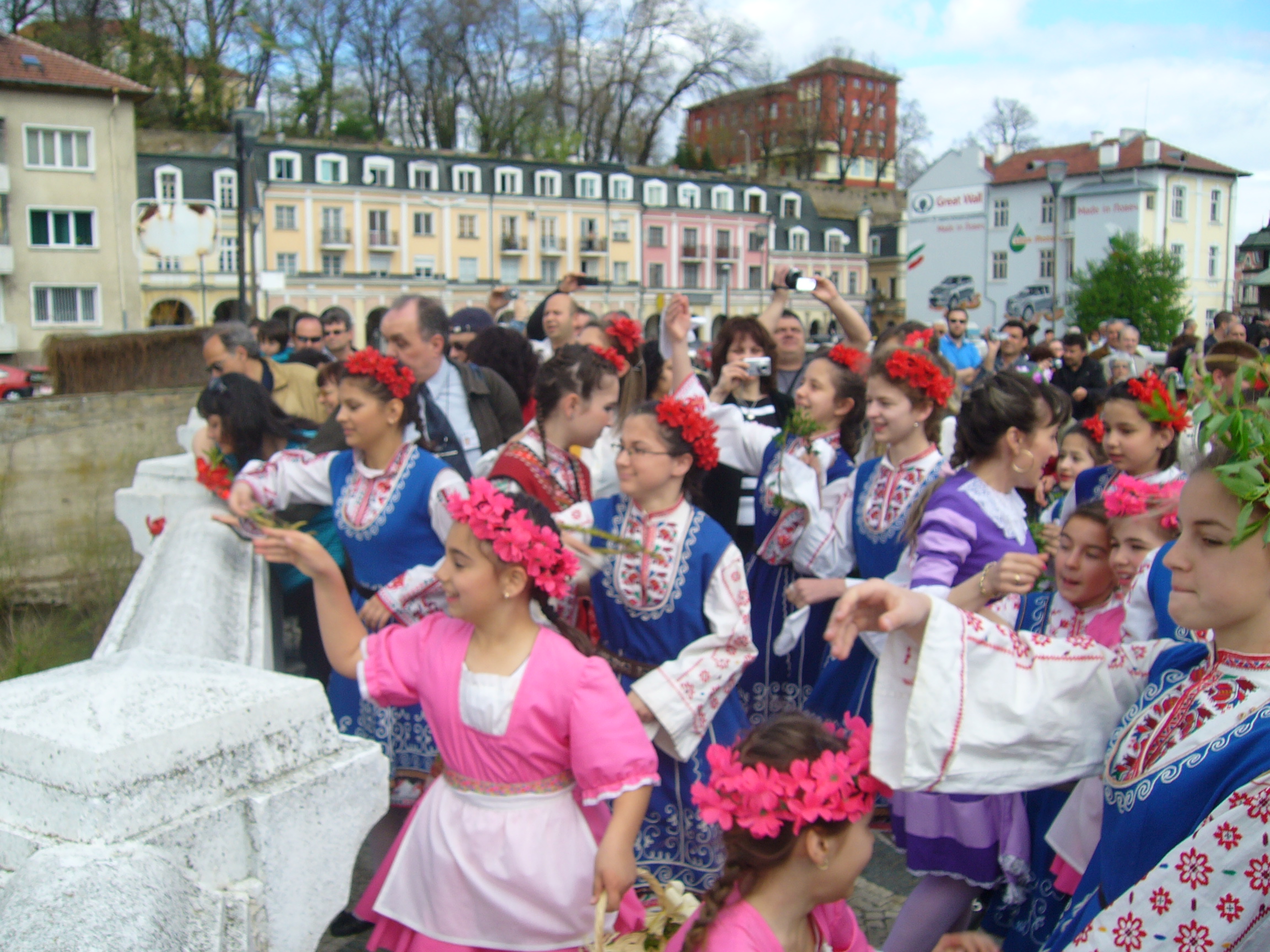 cvetnica lovech201211 МЕСЕЧЕН КУЛТУРЕН АФИШ 2014