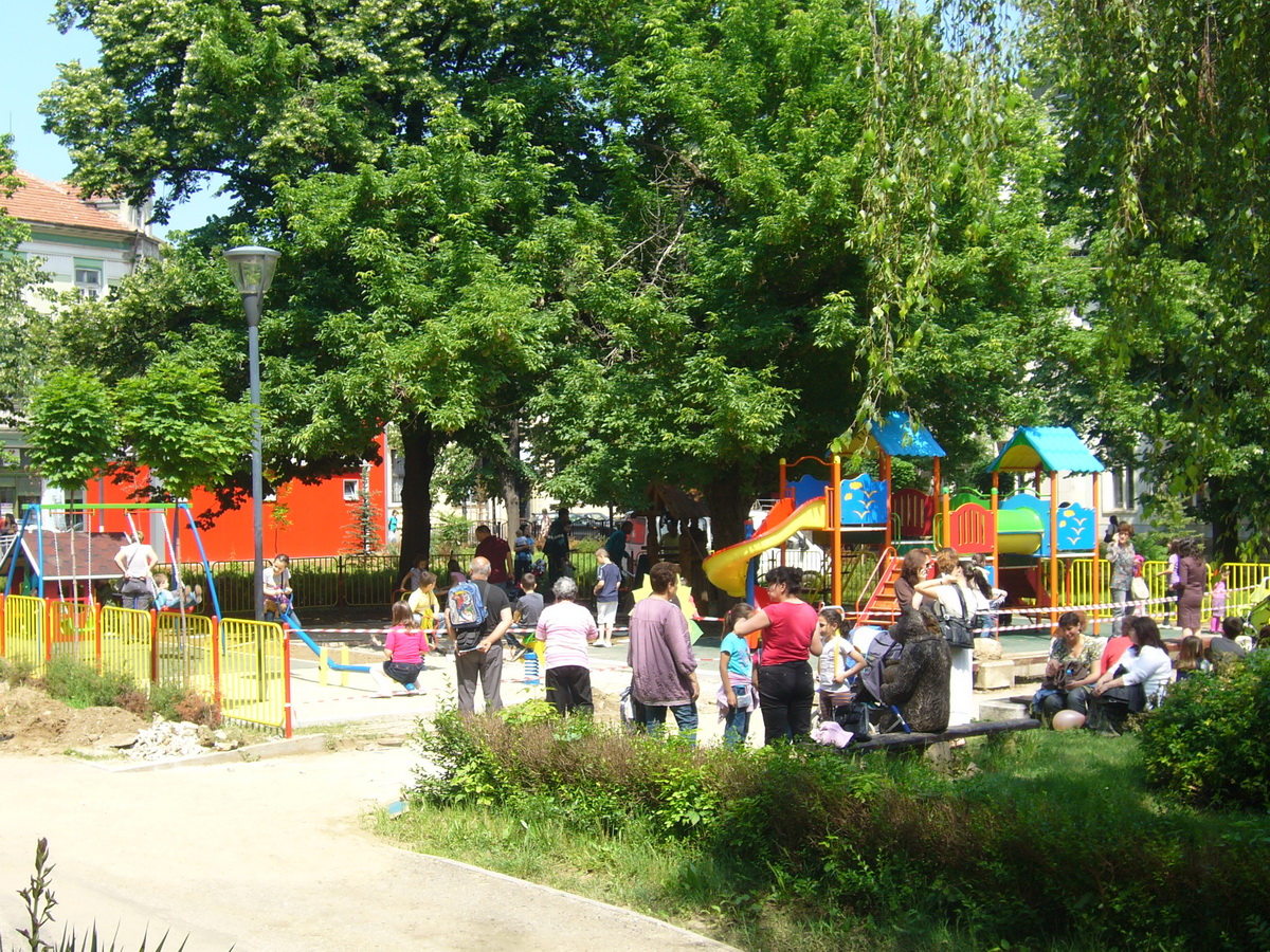 gradinka506121 Детската площадка на Градската градина ще бъде тържествено открита на 8 юни в 11 ч.