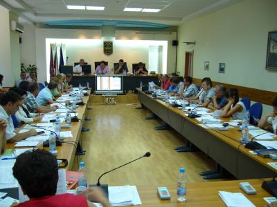 obs2606121 Комисията по правно-нормативни въпроси предложи нови членове на общинската комисия по обществен ред и сигурност
