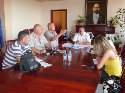 letnica1307121 Кметът на Летница д-р Красимир Джонев представи на зам.-областния управител Сашо Данков проектите на общината