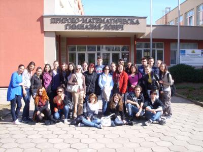 pmg project3007121 Природо-математическата гимназия в Ловеч приключва европроект