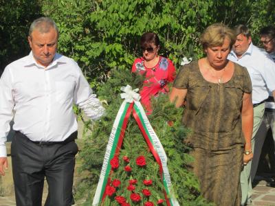 osvobojdenie2308122 Ловчалии и гости почетоха паметта на освободителите