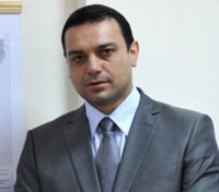 moskovksi1910121 Министър Ивайло Московски с изкълчена ръка след автомобилна катастрофа в района на село Голец