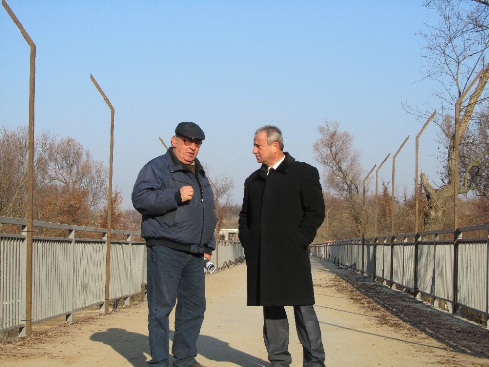 kmetlalev2611121 Господин Казанджиев, личните приятели или децата на Ловеч са по-важни?