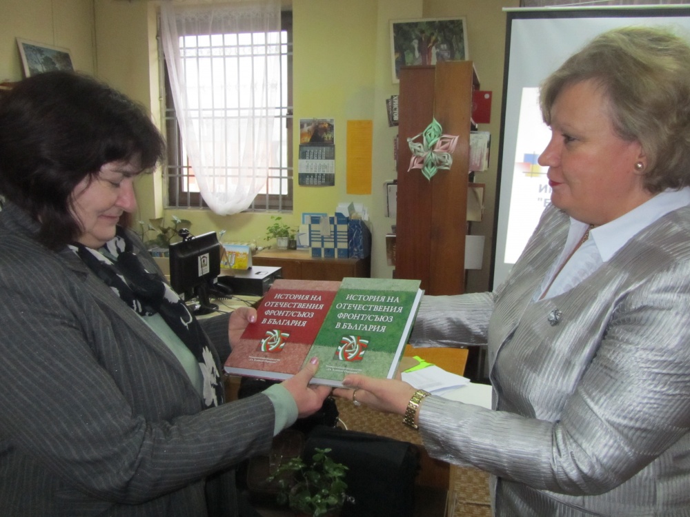 seminarbibl191212 Корнелия Маринова: Културно-историческото наследство трябва не само да съхраняваме, а и да развиваме