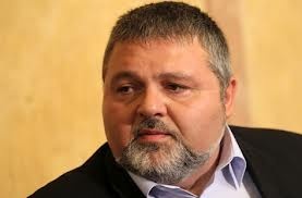 gumnerov2101131 Кирил Гумнеров и коалиция „Не на ЕС” започват поредица „доматени протести“ срещу дискриминационната политика на Европейския съюз и Европейската комисия към България и българските граждани