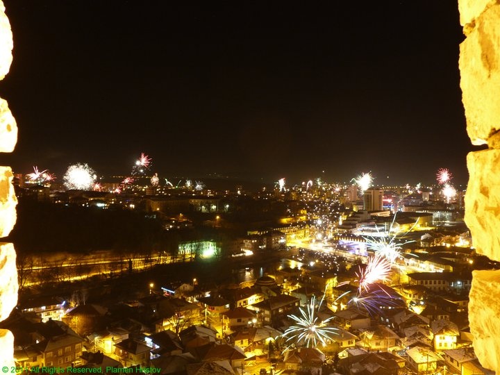 lovech2812111 Честита Нова Година!