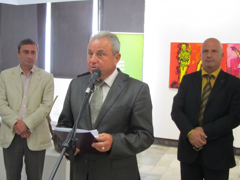 salonart1105135 Кметът Казанджиев откри Пролетния салон на изкуствата 2013