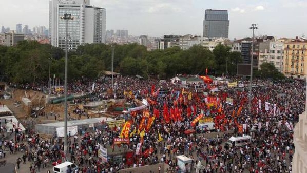 Външната политика е мъжко занимание, другарю Вагинин! Пардон Вигенин.
