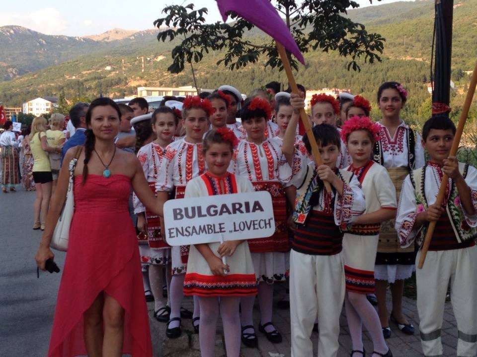 ohrid2907131 Детският танцов състав при ОДК с участие в международен фолклорен фестивал в Охрид