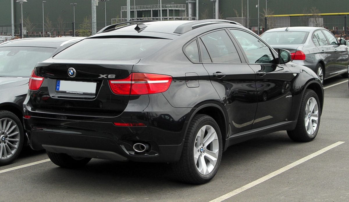 BMW X61501141 Опитаха да откраднат BMW Х6 на бул."България"