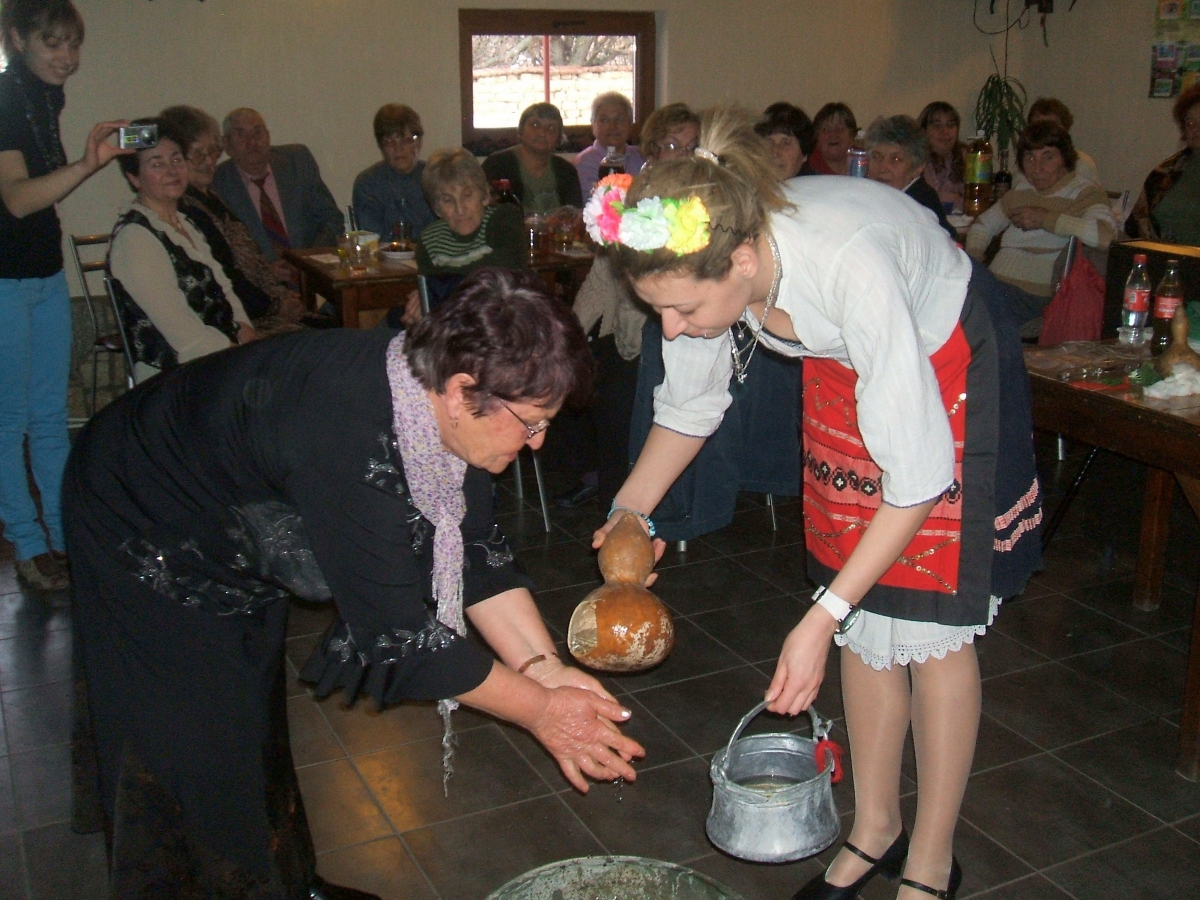 babinden2201142 Честит празник! Бабинден е!