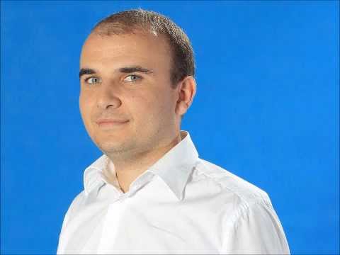 kiuchuk2711141 На 29 ноември 2014 г./събота/ българският евродепутат г-н Илхан Кючук ще посети Регионална библиотека “Проф.Беню Цонев” в гр. Ловеч