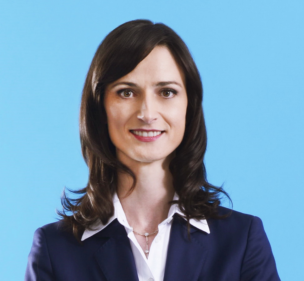 Mariya Gabriel Българският евродепутат Мария Габриел обявява поредния си Национален ученически конкурс по темата за миграцията