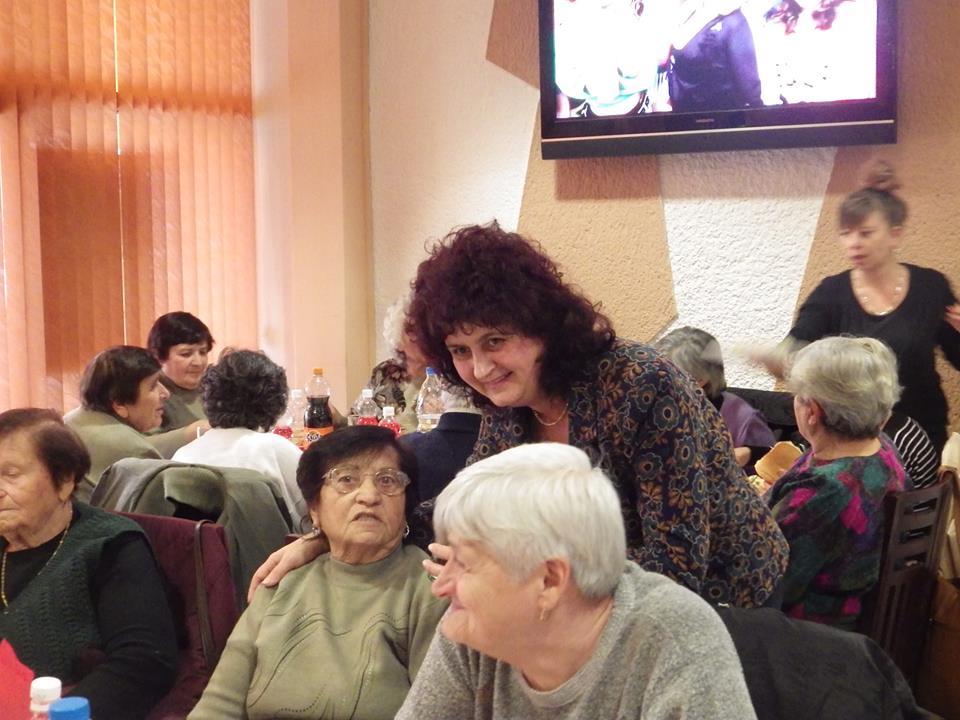 ouhorauvrej312155 Областният управител се включи в тържеството на хора с увреждания