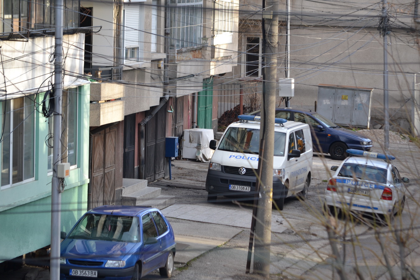 police1502161 Полицаи от РУ Ловеч са задържали двама мъже на 30 и 24 години за наркотици