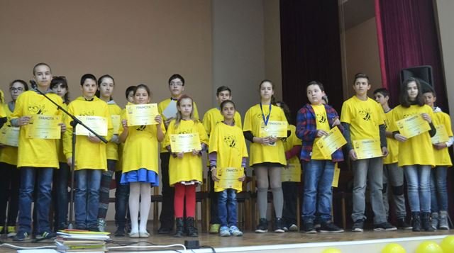 rabadjiev3003162 Цветомил Рабаджиев от ПМГ – шампион в състезание по английски език
