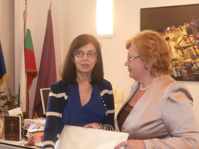 kuneva1904161 Акцент върху личността на учителя сложи днес Меглена Кунева в Ловеч по време на работна среща