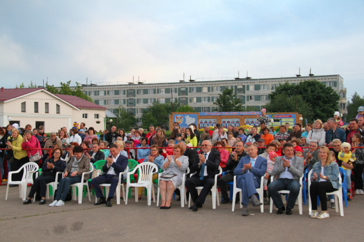 lotoshino1406163 Кметът на Община Ловеч Корнелия Маринова бе на посещение в Лотошино, Русия