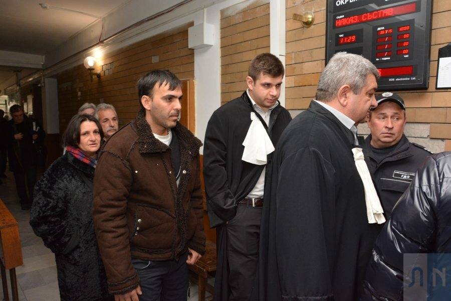 hiuriet107161 Присъдата на Филип Михайлов: Осем години лишаване от свобода при строг режим в затворническо общежитие от закрит тип, както и лишаване от управление на моторно превозно средство за срок от 10 години