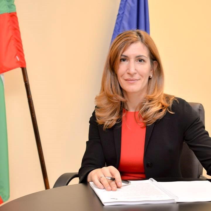 angelakova911161 Министърът на туризма Николина Ангелкова ще посети Община Ловеч