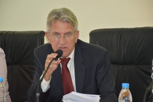 colovobs2605171 Общински съвет се събира извънредно. Решава допуска ли маломерни паралелки в 4 училища
