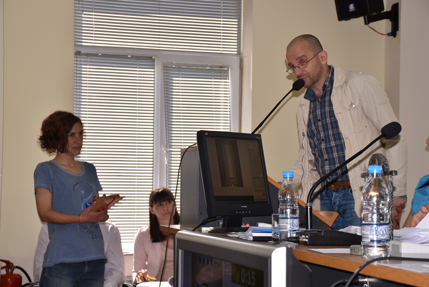 obs2305172 Община Ловеч: Опит за гражданска активност в началото на днешното заседание на Общинския съвет в Ловеч