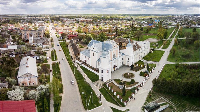 izqslav2306171 Тричленна делегация на Ловеч отпътува за Изяслав, Украйна