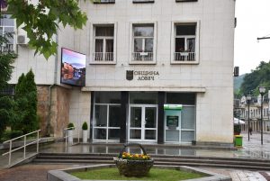 obshtinalovech1906171 Окончателно: Балотаж Корнелия Маринова срещу Радина Банкова