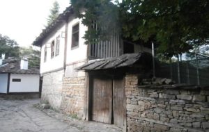 remontulica910171 Затваря се временно улица до ДГ „Мария Сиркова“ в Ловеч