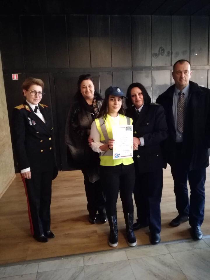 decapolice81117 3 Награди за участниците в Националния конкурс за рисунка „Аз и Детското полицейско управление“