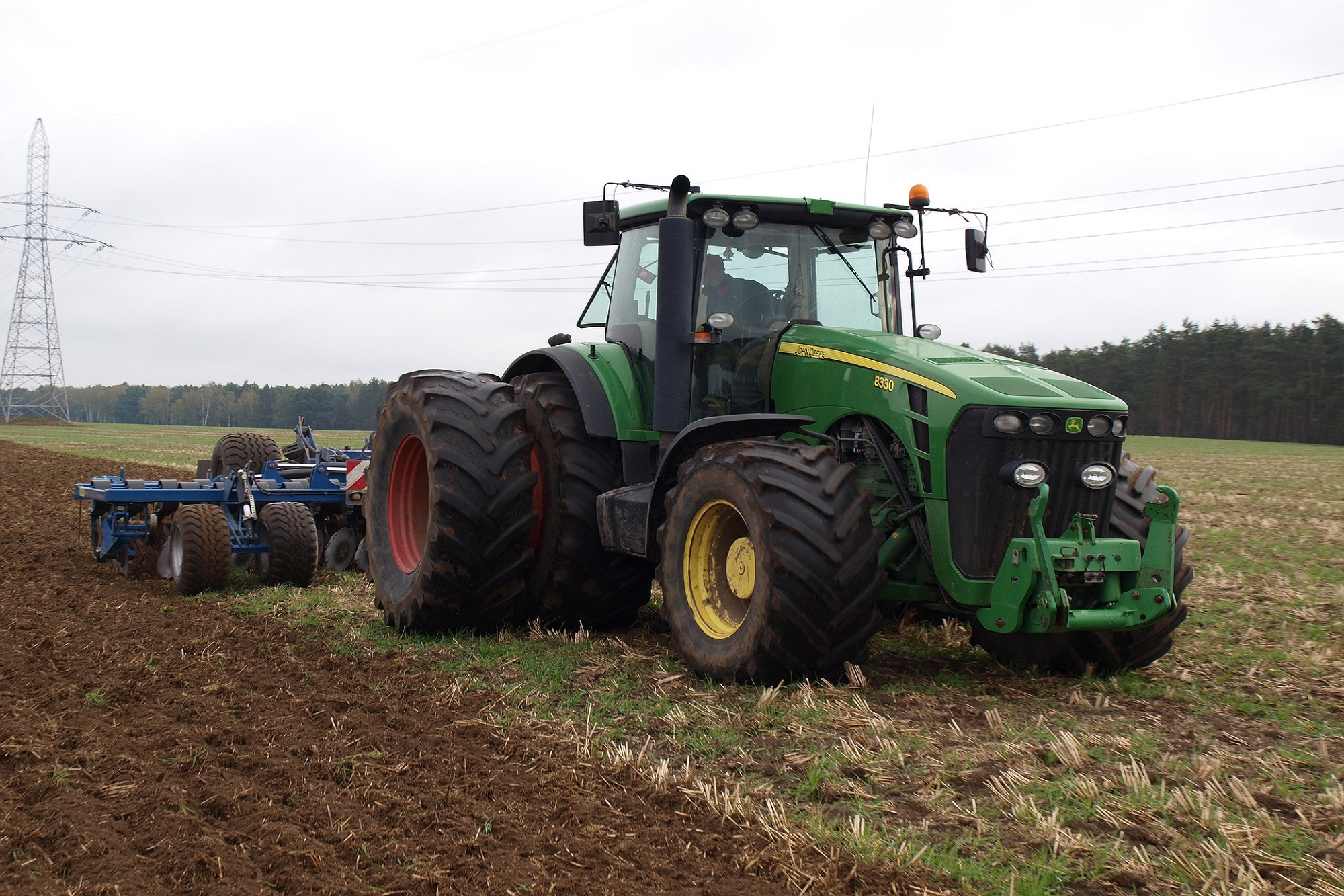tractor2201181 В края на януари ще се проведе информационна среща по проект „Младите фермери - възродители на българското село“