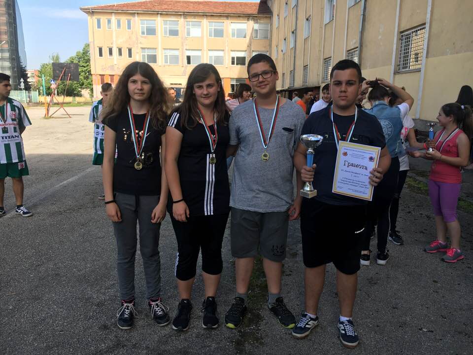 bedstviasas2704181 Отборът от ОУ „Христо Никифоров” Ловеч е първенец за втора поредна година в ученическо състезание “Защита при бедствия, пожари и извънредни ситуации” - Ловеч 2018