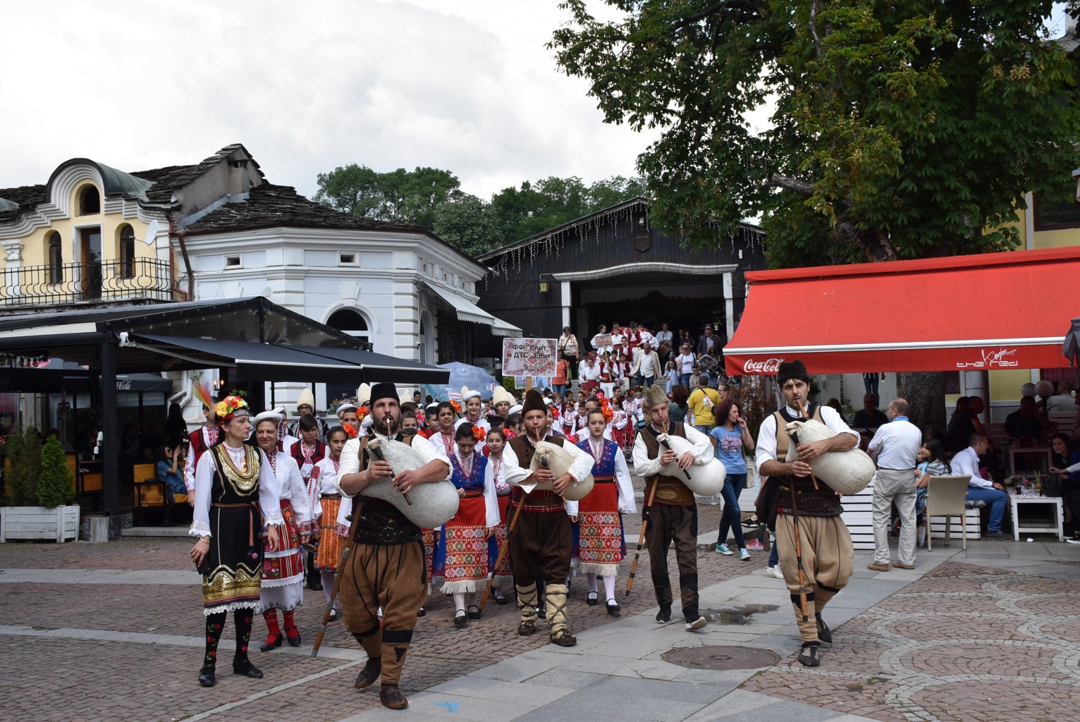rachenica1305186 Фолклорният фестивал „Люлякова ръченица“ възвръща старата слава на Алтън Ловеч