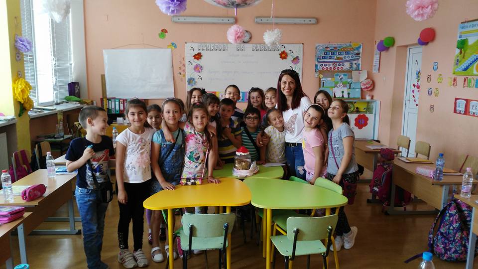jaltistotinki270618C АКЦИЯ “ЖЪЛТИ СТОТИНКИ – ДЕЦА ПОМАГАТ НА ДЕЦА” ПРОДЪЖАВА И ПРЕЗ 2018 ГОДИНА