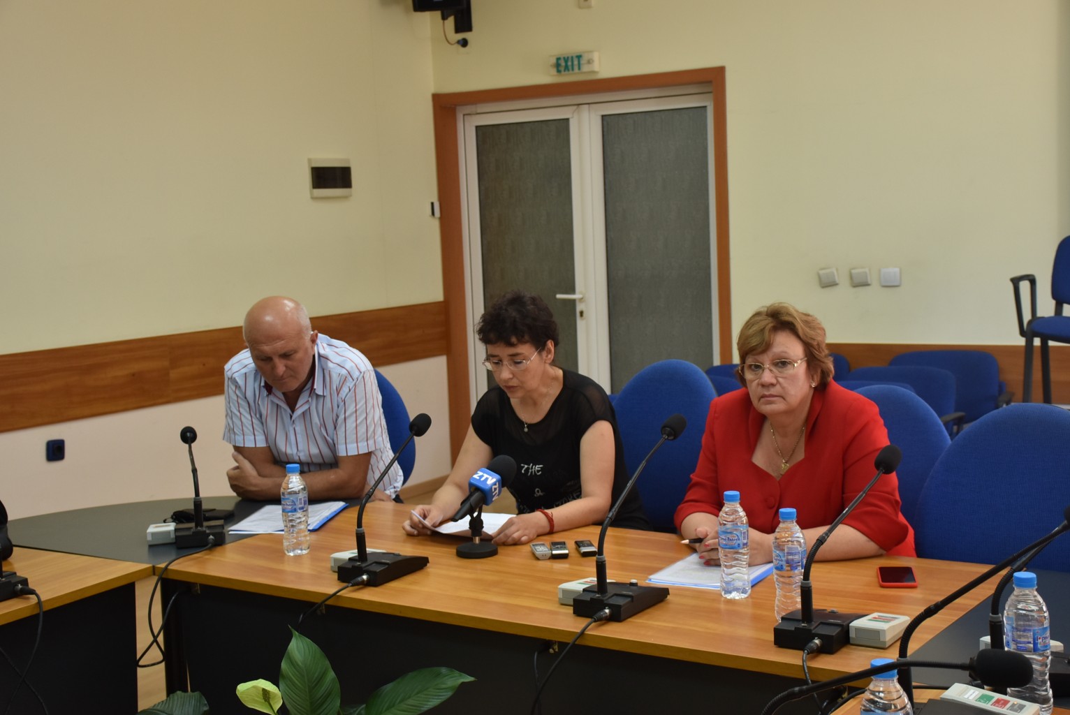 bibllovech2707181 Регионалната библиотека в Ловеч няма да работи с читатели една седмица