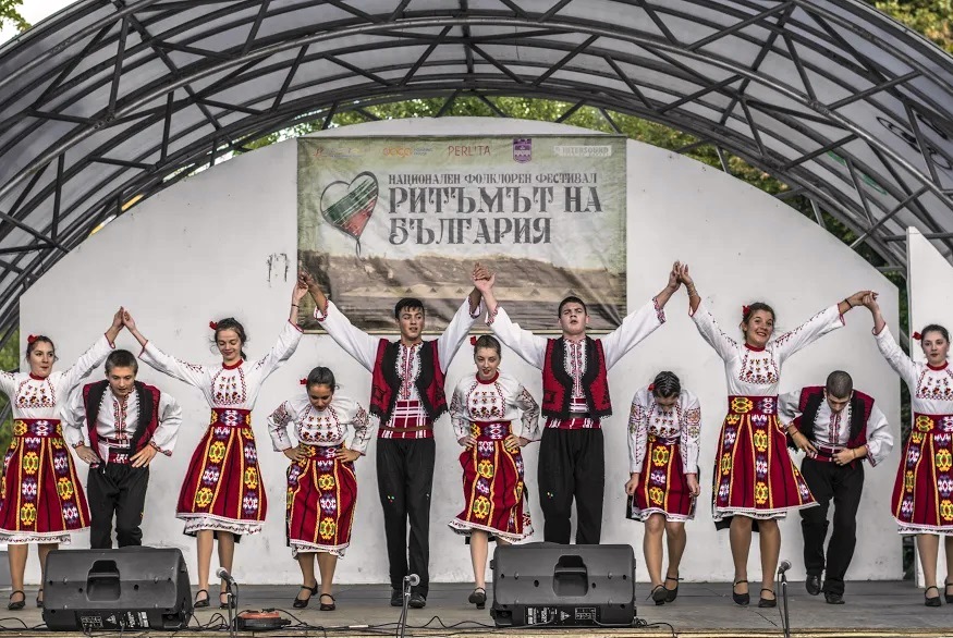 ritammechti2707181 Фолклорният събор „Ритъмът на България 2018“ ще се състои на 18 август в Ловеч