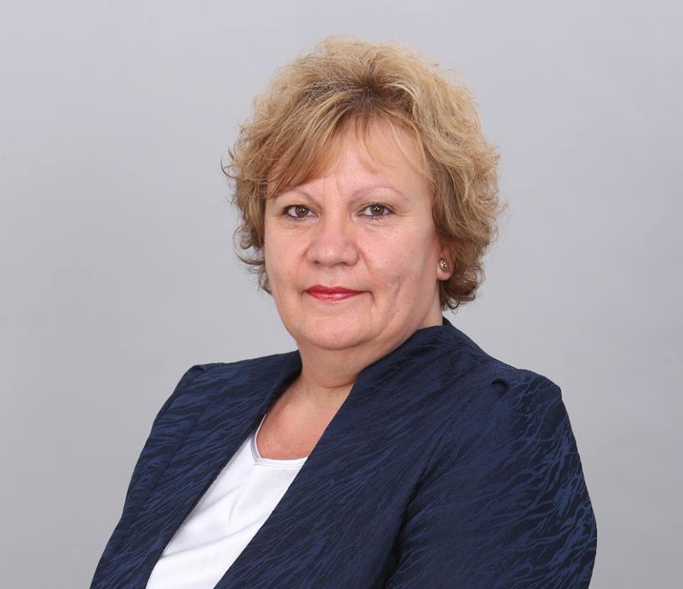 kmet marinova2809181 Корнелия Маринова: Таксите за детските градини остават в сила. Ще има дело срещу решението на Общински съвет