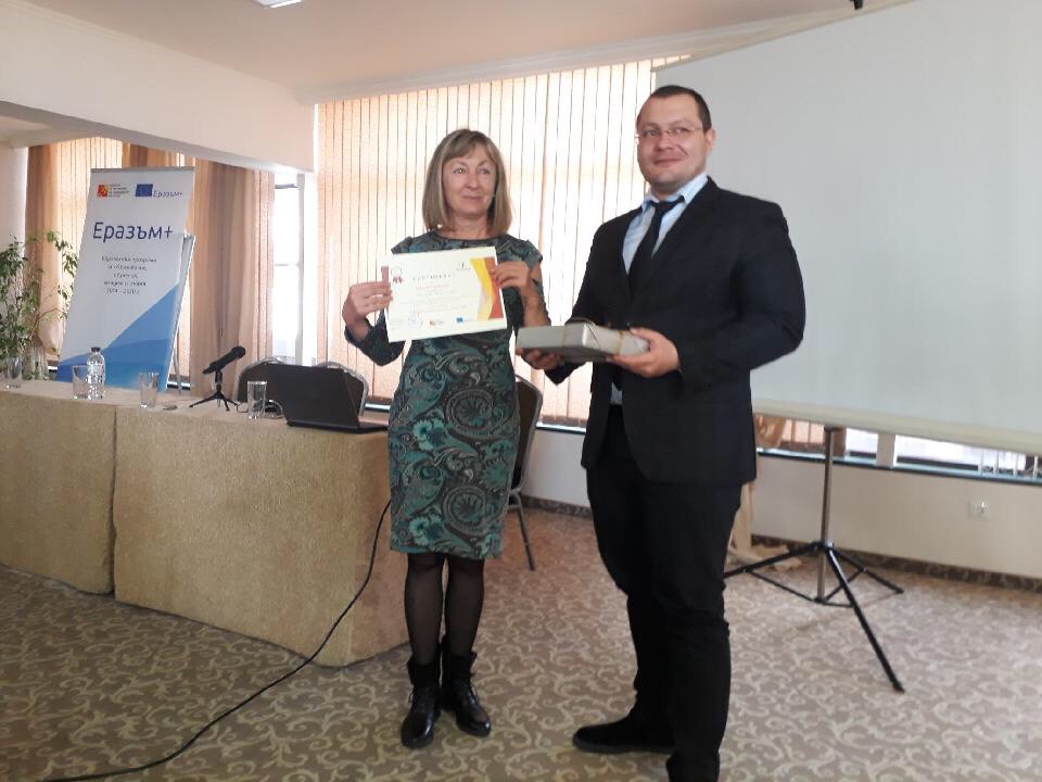 troyanuchiteli1412181 Троянски учители, отличени с Национални eTwinning награди