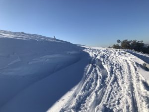 beklemetosnqg180219 2 В условията на обилния снеговалеж ситуацията в община Троян е тежка. Голяма част от общината е без електричество