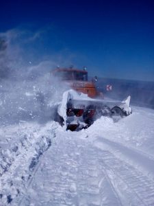 beklemetosnqg180219 5 Утре започва разчистването на Троянския проход. На места преспите достигат 2,5 м