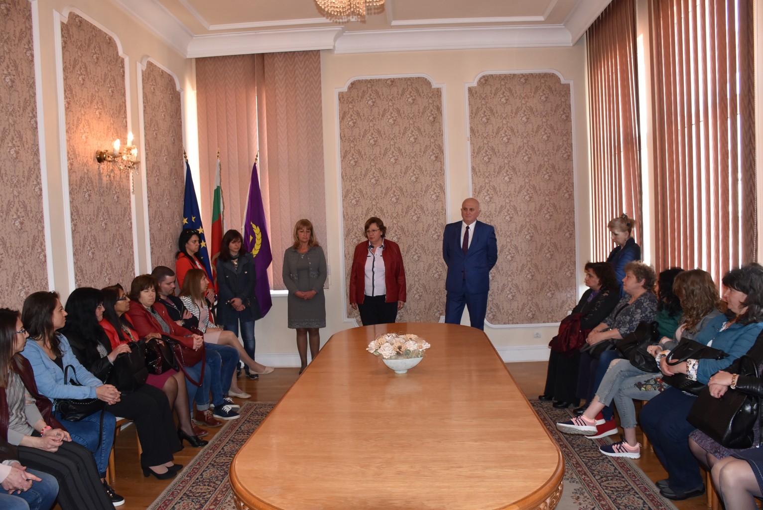preimrabot1903191 Прием по повод Световния ден на социалната работа – 19 март, даде днес кметът на Община Ловеч Корнелия Маринова
