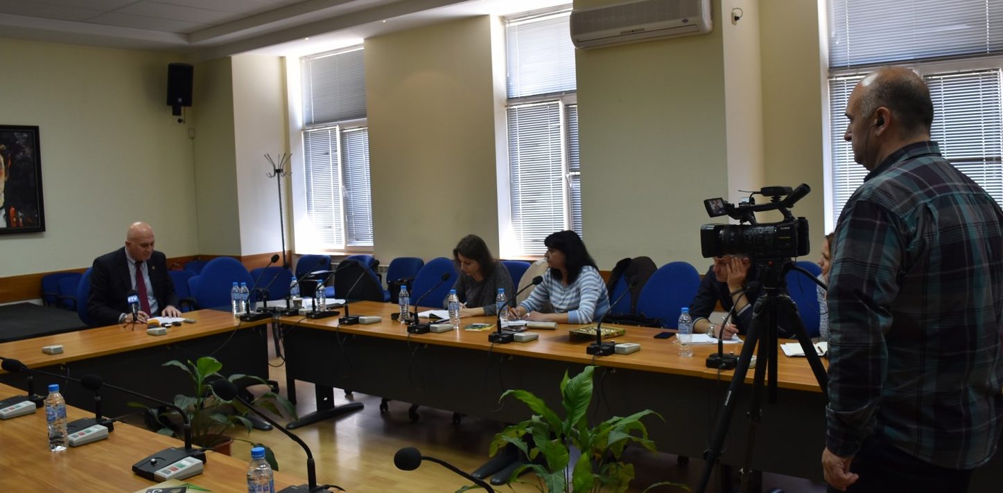zamkmetvenci2204191 e1555959562720 Благотворително раздаване на козунаци за Великден в Ловеч